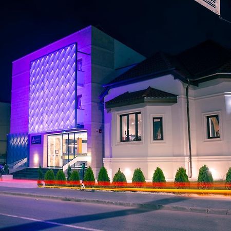 Hotel Aura Unirii Gyulafehérvár Kültér fotó